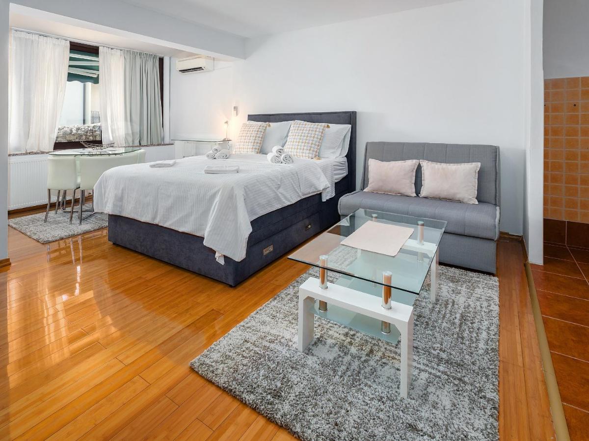 Studio Apartment "Kalina" 550 M From Sea Риека Экстерьер фото